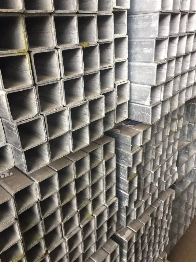 低合金 Q355B 高安高安高安镀锌无缝方管 工程专用无缝高安高安高安镀锌方管